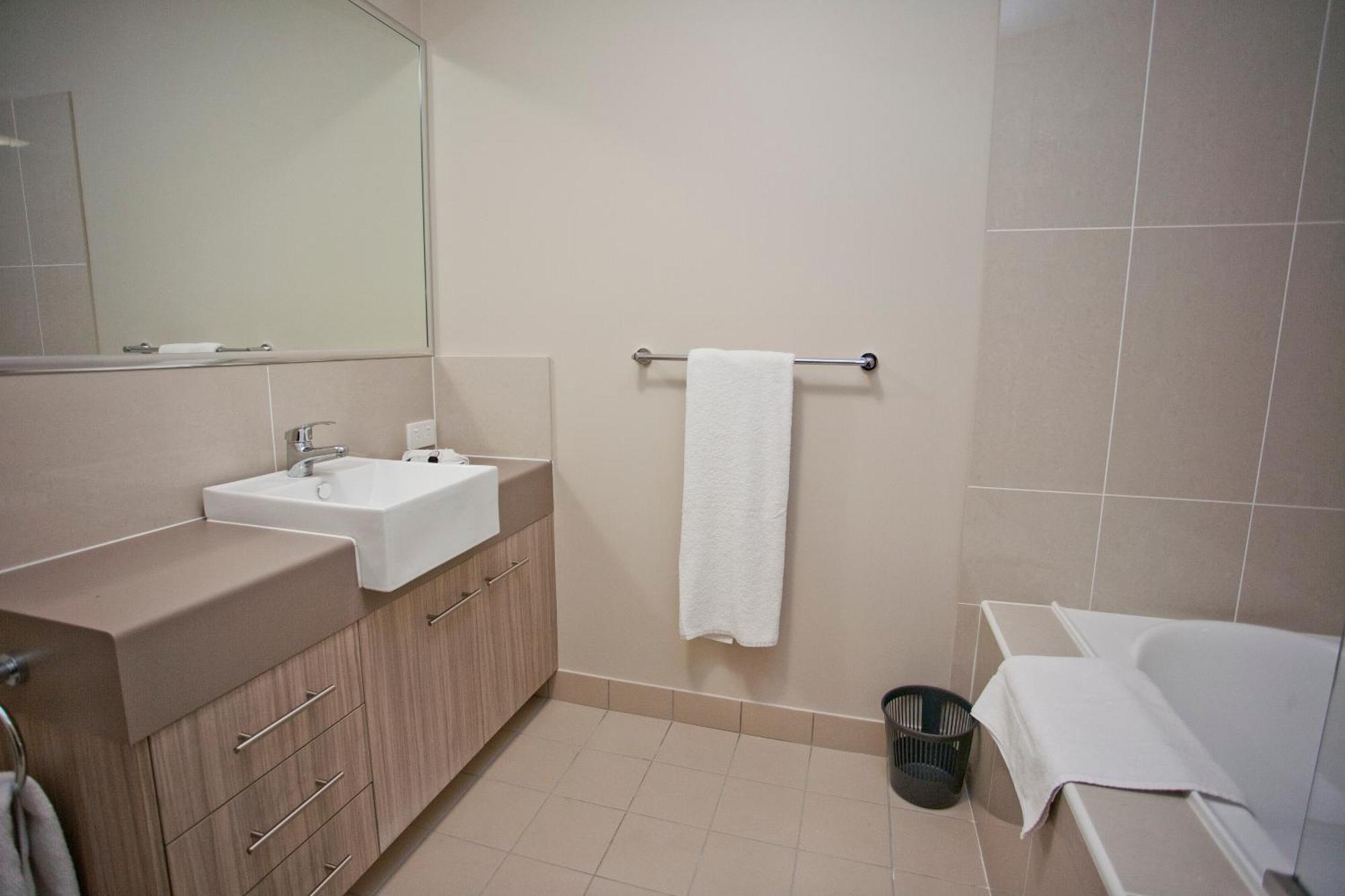 Stonewood Villas Chinchilla Kültér fotó